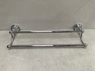 450MM WIDE TRADITIONAL STYLED DOUBLE TOWEL RAIL IN CHROME RRP £70: LOCATION - R3