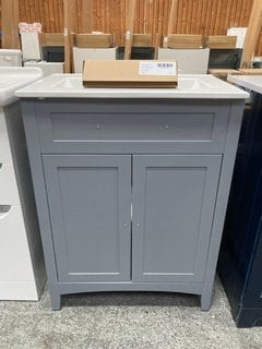 (COLLECTION ONLY) FLOOR STANDING 2 DOOR SINK UNIT IN MATT PEARL GREY WITH A 610 X 400MM 1TH CERAMIC BASIN COMPLETE WITH A MONO BASIN MIXER TAP AND CHROME SPRUNG WASTE RRP £725: LOCATION - D4