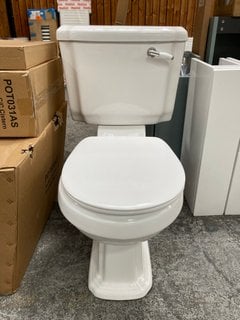 (COLLECTION ONLY) CLOSED COUPLED TOILET COMPLETE WITH CISTERN FITTINGS, FLUSH HANDLE AND SOFT CLOSED SEAT RRP £435: LOCATION - D4