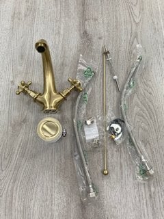 TRADITIONAL CROSSHEAD MONO BASIN MIXER TAP IN BRUSHED BRASS WITH POP UP WASTE RRP £265: LOCATION - R2