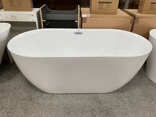 1510 X 730MM MODERN TWIN SKINNED DOUBLE ENDED FREESTANDING BATH WITH INTEGRAL CHROME OVERFLOW RRP £1189: LOCATION - C2