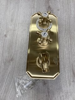 TRADITIONAL CROSSHEAD TWIN CONCEALED SHOWER VALVE IN BRUSHED BRASS WITH OUTLET ELBOW/PARKING BRACKET RRP £465: LOCATION - R2