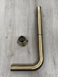 LOW LEVEL FLUSH PIPE IN BRUSHED GOLD RRP £60: LOCATION - R2