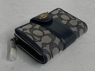 COACH MEDIUM CORNER ZIP WALLET IN SIGNATURE JACQUARD IN MIDNIGHT NAVY - RRP £270: LOCATION - BOOTH