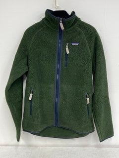 PATAGONIA MENS RETRO PILE JACKET IN TORREY PINE GREEN - UK SIZE LARGE - RRP £140: LOCATION - BOOTH