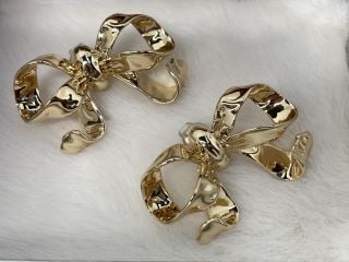 SELF-PORTRAIT GOLD CRYSTAL BOW EARRINGS - ONE SIZE - RRP £120: LOCATION - BOOTH