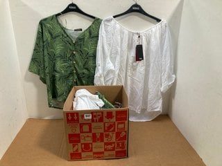 QTY OF WOMEN'S KLASS WHITE FLOWER PRINT TOPS IN VARIOUS SIZES TO INCLUDE KLASS GREEN CROPPED PRINT TOP UK SIZE XL: LOCATION - G9