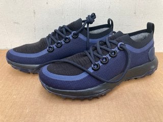 ALLBIRDS TRAIL RUNNER SWT TRAINERS IN NAVY UK SIZE 9: LOCATION - F14