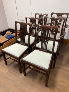 4 X DARK WOOD DINING CHAIRS WITH GREEN FABRIC SEAT PADS TO INCLUDE 2 X DARK WOOD DINING CHAIRS WITH ARMS AND GREEN FABRIC SEAT PADS: LOCATION - BOTH