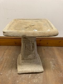 (COLLECTION ONLY) DECORATIVE ROSE DESIGN SQUARE BASE STONE BIRD BATH: LOCATION - B3