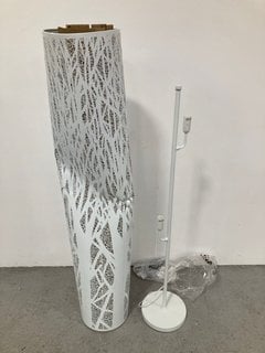 JOHN LEWIS & PARTNERS DEVON FLOOR LAMP IN MATT WHITE FINISH - RRP £175: LOCATION - A5