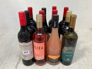 12 X ASSORTED BOTTLES OF WINE TO INCLUDE RAMON BILBAO RIOJA 2020 RED WINE 75CL 14% ALC VOL (WE OPERATE A CHALLENGE 25 POLICY. 18+ ID MAY BE REQUIRED UPON COLLECTION/DELIVERY, E.G. A VALID PASSPORT OR