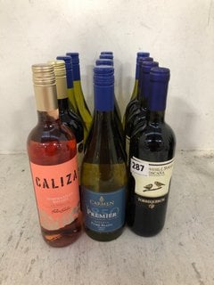 12 X ASSORTED BOTTLES OF WINE TO INCLUDE CARMEN PREMIER RESERVA FUME BLANC 2022 WHITE WINE 75CL 12.5% ALC VOL (WE OPERATE A CHALLENGE 25 POLICY. 18+ ID MAY BE REQUIRED UPON COLLECTION/DELIVERY, E.G.