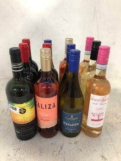 12 X ASSORTED BOTTLES OF WINE TO INCLUDE DELUXE CHARDONNAY GRAN RESERVA 2022 WHITE WINE 75CL 13.5% ALC VOL (WE OPERATE A CHALLENGE 25 POLICY. 18+ ID MAY BE REQUIRED UPON COLLECTION/DELIVERY, E.G. A V