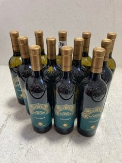 12 X ASSORTED BOTTLES OF WINE TO INCLUDE TERRE SICILIANE VIOGNIER 2022 75CL ALC 12.5% (WE OPERATE A CHALLENGE 25 POLICY. 18+ ID MAY BE REQUIRED UPON COLLECTION/DELIVERY, E.G. A VALID PASSPORT OR PHOT