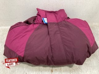 ADIDAS LOGO PRINT DOWN JACKET IN BURGUNDY SIZE: 10 - RRP - £189: LOCATION - E0