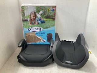 2 X ASSORTED GRACO JUNIOR MAXI AND AFFIX CHILDRENS CAR SEATS: LOCATION - G13