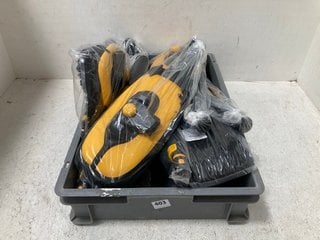 QTY OF FABRIC HEAD FLOOR MOPS IN YELLOW AND BLACK: LOCATION - G8