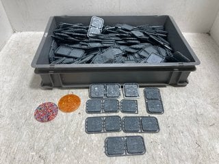 QTY OF ASSORTED ITEMS TO INCLUDE WARCRAFT STUDIOS WALL ON TILE BASES: LOCATION - G0