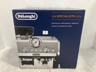 DELONGHI LA SPECIALISTA ARTE ESPRESSO AND CAPPUCCINO MAKER - RRP - £530: LOCATION - E0