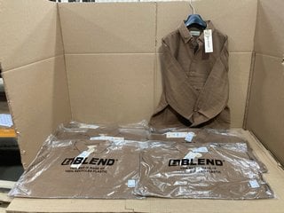 6 X BLEND MENS COLLARED BUTTON UP SHIRTS IN BROWN SIZE: XL , 2XL AND 3XL - RRP - £168: LOCATION - F16