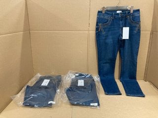 3 X SORBET WOMENS YELLOWSTONE HIGH WAIST DENIM JEANS IN MID WASH SIZE: 40'': LOCATION - F16