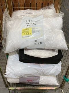 CAGE OF ASSORTED JOHN LEWIS & PARTNERS BEDDING ITEMS TO INCLUDE NATURAL DUCK FEATHER & DOWN SUPER KING SIZE DUVET (CAGE NOT INCLUDED): LOCATION - C8