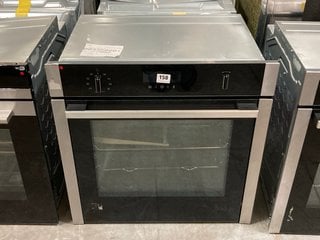 NEFF SLIDE AND HIDE BUILT IN SINGLE ELECTRIC OVEN: MODEL B5ACH7AN0B - RRP £769: LOCATION - A5