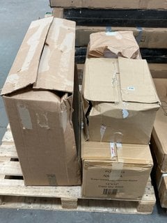 PALLET OF ASSORTED PACKAGING ITEMS TO INCLUDE QTY OF BROWN PAPER CARRIER BAGS: LOCATION - A4