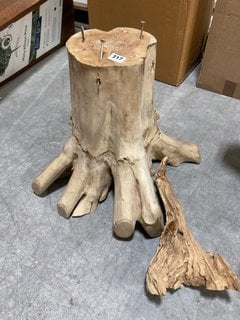 LEAF SMALL SIDE TABLE BASE IN NATURAL RUSTIC TREETRUNK STYLE DESIGN: LOCATION - A2 (KERBSIDE PALLET DELIVERY)