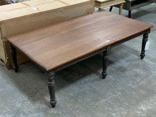 TRADITIONAL STYLE LARGE RECTANGULAR COFFEE TABLE IN DARK STAINED WOOD TOP WITH WEATHERED WOOD STYLE LEGS: LOCATION - D7