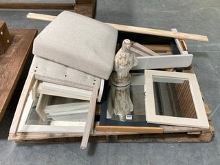 PALLET OF ASSORTED FURNITURE COMPONENTS TO INCLUDE FRAMED MIRRORS: LOCATION - D7 (KERBSIDE PALLET DELIVERY)