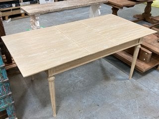 RUSTIC 6 - 8 SEATER DINING TABLE IN WHITEWASHED OAK: LOCATION - D7