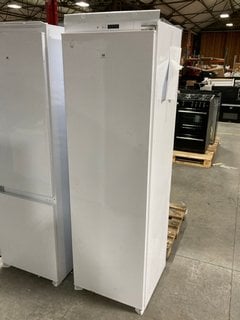 STOVES INTEGRATED TALL LARDER FRIDGE : MODEL STINTTALLLAR: LOCATION - C8