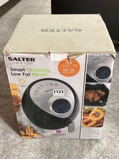 SALTER 4.5L DIGITAL HOT AIR FRYER 1300W WITH NON STICK STYLE COOKING BASKET: LOCATION - CR3