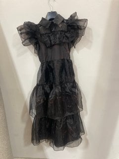 CHILDRENS WEDNESDAY COSTUME DRESS IN BLACK SIZE MEDIUM: LOCATION - CR3