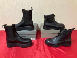 VAGABOND KENOVA BOOTS IN BLACK - UK SIZE 6 TO INCLUDE VAGABOND TARA BOOTS IN BLACK - UK SIZE 5 - COMBINED RRP £270: LOCATION - LUXURY