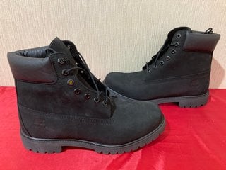 TIMBERLAND PREMIUM WATERPROOF LACE UP BOOTS IN BLACK NUBUCK - UK SIZE 10 - RRP £190: LOCATION - LUXURY