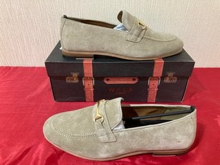 WALK LONDON TERRY TRIM LOAFERS IN BEIGE SUEDE - UK SIZE 9 - RRP £65: LOCATION - LUXURY