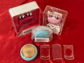 4 X ASSORTED BEAUTY PRODUCTS TO INCLUDE FOREO BEAR FACIAL TONING DEVICE IN FUCHSIA - RRP £319: LOCATION - LUXURY