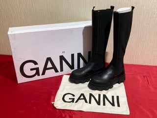 GANNI S1755 HIGH LEG CHELSEA BOOTS IN BLACK - UK SIZE 4 - RRP £425: LOCATION - LUXURY