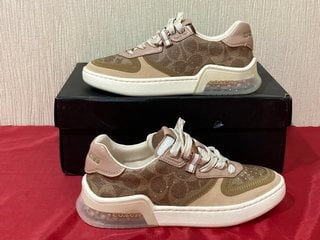 COACH WOMENS CITYSOLE SIGNATURE PRINT COURT TRAINERS IN TAN/BEECHWOOD - UK SIZE 5 - RRP £125: LOCATION - LUXURY