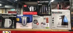 QUANTITY OF KITCHEN & APPLIANCES ITEMS TO INCLUDE RUSSELL HOBBS HONEYCOMB ELECTRIC 1.7L CORDLESS KETTLE (FAST BOIL 3KW, WHITE PREMIUM PLASTIC, MATT & HIGH GLOSS FINISH, REMOVABLE WASHABLE ANTI-SCALE