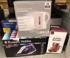 QUANTITY OF KITCHEN & APPLIANCES ITEMS TO INCLUDE DAEWOO 1.7L 2200W WHITE PLASTIC CORDLESS KETTLE WITH CHROME BAND: LOCATION - D RACK