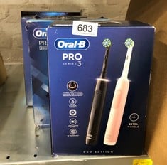 QUANTITY OF KITCHEN & APPLIANCES ITEMS TO INCLUDE ORAL-B PRO 3 2X ELECTRIC TOOTHBRUSHES FOR ADULTS, GIFTS FOR WOMEN / MEN, 2 HANDLES & 2 CROSS ACTION TOOTHBRUSH HEADS, 3 MODES, TEETH WHITENING,3900,