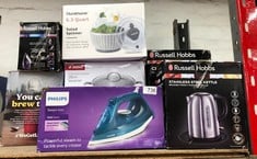 QUANTITY OF KITCHEN & APPLIANCES ITEMS TO INCLUDE RUSSELL HOBBS BRUSHED STAINLESS STEEL & BLACK ELECTRIC 1.7L CORDLESS KETTLE (FAST BOIL 3KW, REMOVABLE WASHABLE ANTI-SCALE FILTER, PUSH TO OPEN LID, P