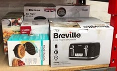 QUANTITY OF KITCHEN & APPLIANCES ITEMS TO INCLUDE NOSTALGIA MWF5AQ MY MINI PERSONAL ELECTRIC WAFFLE MAKER, HASH BROWNS, FRENCH TOAST GRILLED CHEESE, QUESADILLA, BROWNIES, COOKIES, AQUA: LOCATION - SI