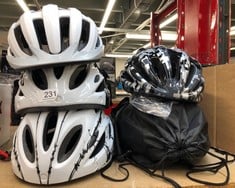 QUANTITY OF SPORTS AND EXERCISE ITEMS TO INCLUDE EXCLUSKY ADULT BIKE HELMET SIZE 50/57CM: LOCATION - C