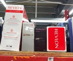 QUANTITY OF HEALTH & BEAUTY ITEMS TO INCLUDE REVLON ONE-STEP HAIR DRYER AND VOLUMISER - NEW MINT EDITION (ONE-STEP, 2-IN-1 STYLING TOOL, IONIC AND CERAMIC TECHNOLOGY, UNIQUE OVAL DESIGN, FOR MID TO L