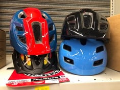 QUANTITY OF SPORT AND EXERCISE ITEMS TO INCLUDE SCHWINN CHILD'S SPORT HELMET SIZE 47-53CM: LOCATION - G